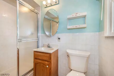 15 Coventry Rd, Wayne, NJ 07470 photo 11