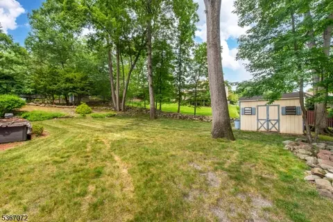 15 Coventry Rd, Wayne, NJ 07470 photo 18