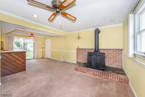 15 Coventry Rd, Wayne, NJ 07470 photo 8