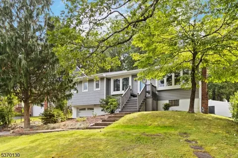 47 Miami Trl, Rockaway, NJ 07866