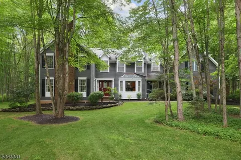 1384 Plymouth Rd, Bridgewater, NJ 08807