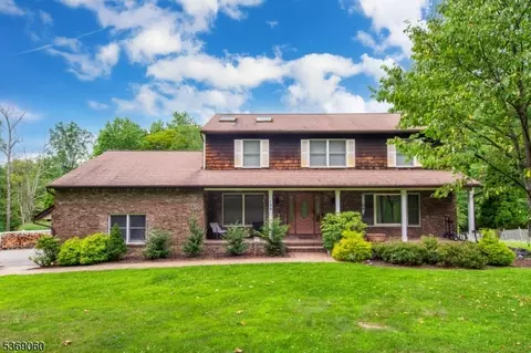 199 Stonetown Rd, Ringwood, NJ 07456