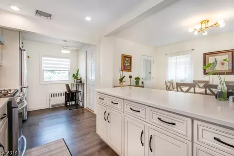 12 Ackerman St, Nutley, NJ 07110 photo 10