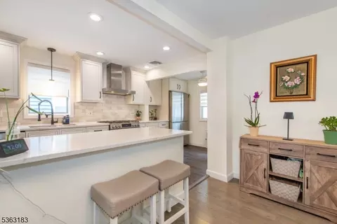 12 Ackerman St, Nutley, NJ 07110 photo 9
