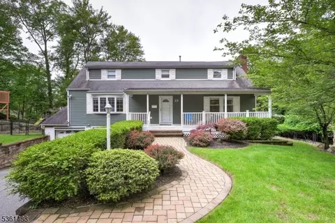 25 Fern Ter, Wayne, NJ 07470