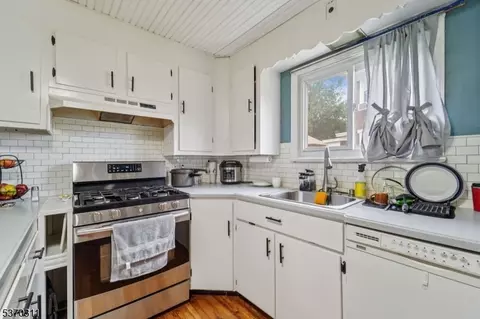 25 E Munson Ave, Dover, NJ 07801 photo 19