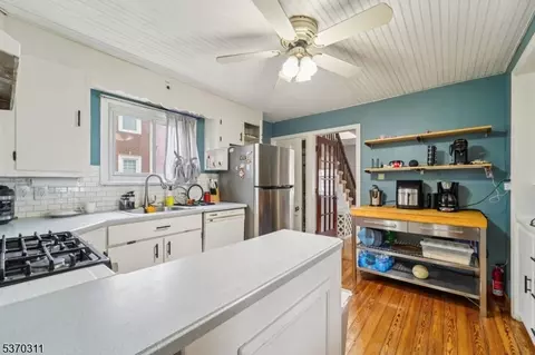 25 E Munson Ave, Dover, NJ 07801 photo 21