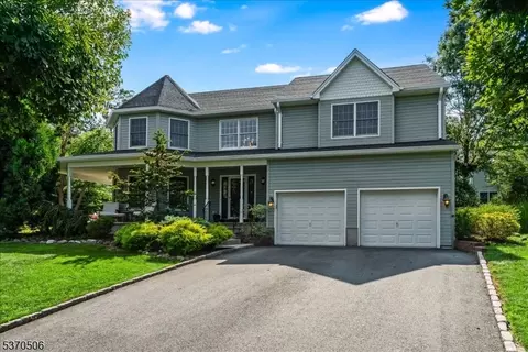 171 Oakland St, Hillsdale, NJ 07642