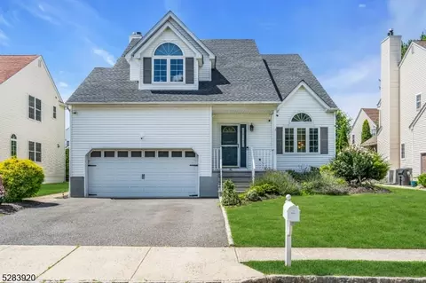 20 Stapleton Ct, Bridgewater, NJ 08807