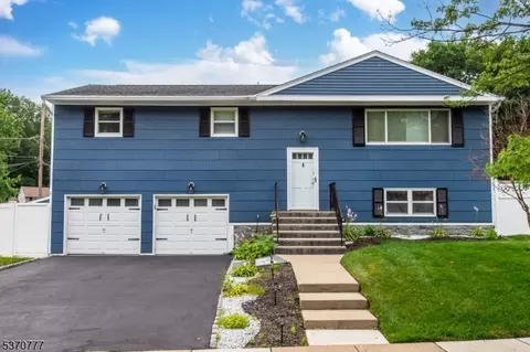 6 Burnham Pl, Flanders, NJ 07836