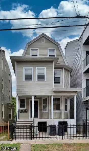 60 S 12th St, Newark, NJ 07107