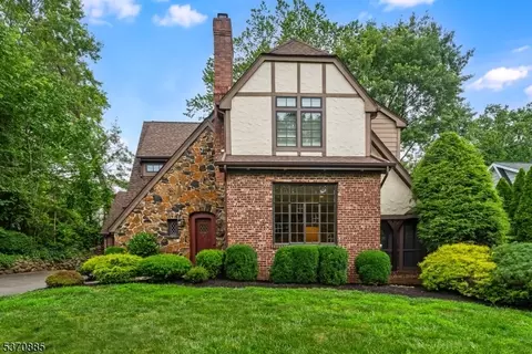 9 Midhurst Rd, Short Hills, NJ 07078