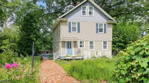 13 Apgar Ave # -A, Peapack And Gladstone, NJ 07934