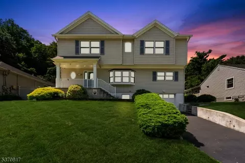 75 Thomas St, Clifton, NJ 07013