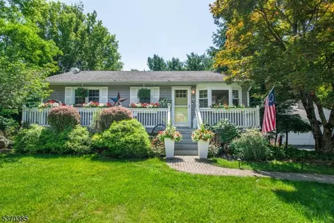 64 Mulberry, Hamburg, NJ 07419