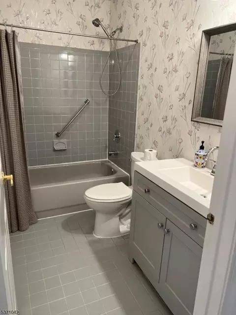 2 Mayapple Dr, Brick Twp, NJ 08724 photo 18