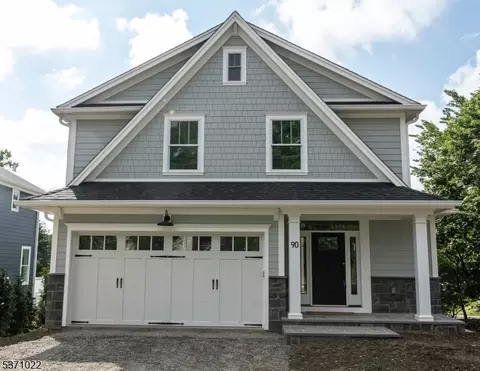 90 Ashwood Ave, Summit, NJ 07901