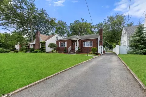 1436 E Front St, Plainfield, NJ 07062 photo 4
