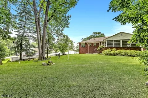 42 Cecilia Dr, Wayne, NJ 07470 photo 39