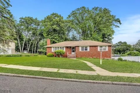 42 Cecilia Dr, Wayne, NJ 07470 photo 9