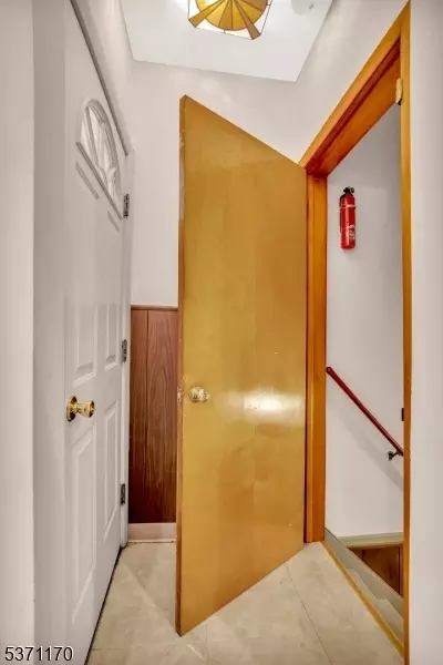 42 Cecilia Dr, Wayne, NJ 07470 photo 33