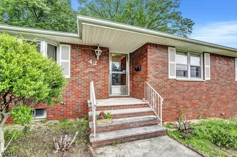42 Cecilia Dr, Wayne, NJ 07470 photo 3