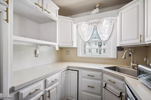 42 Baker Ave, Dover, NJ 07801 photo 15