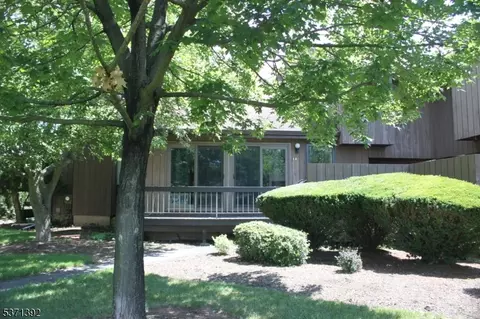 118 Bluebird Dr #1A, Hillsborough, NJ 08844