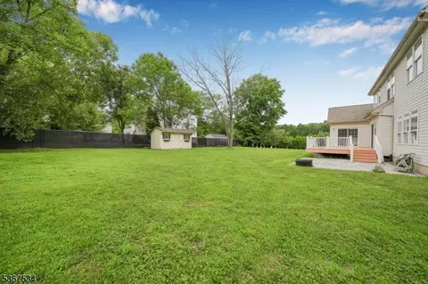 2 Eileen Ct, Parsippany, NJ 07054 photo 31