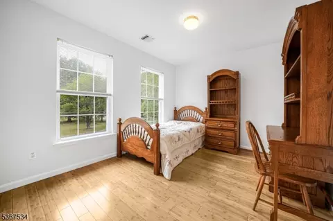 2 Eileen Ct, Parsippany, NJ 07054 photo 22