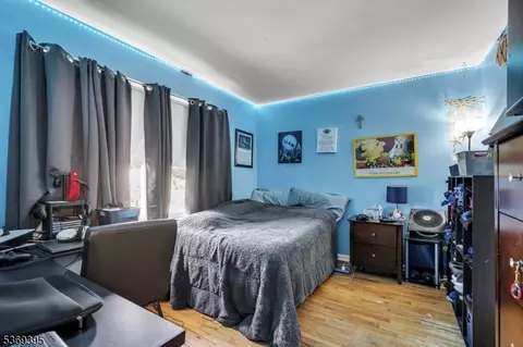 557 Howard Ave, Middlesex, NJ 08846 photo 8