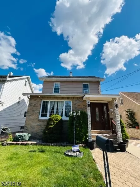 57 E 8th St, Clifton, NJ 07011