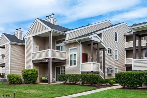 221 Broadmoor #7, Union, NJ 07083
