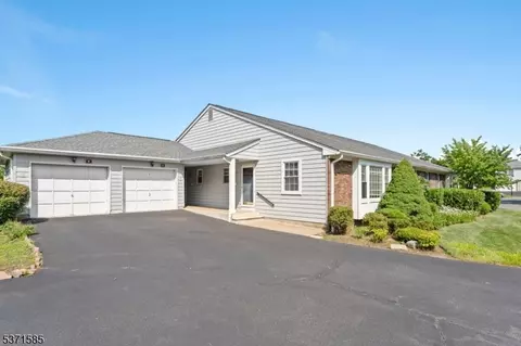 6 Lynn Ct, Florham Park, NJ 07932