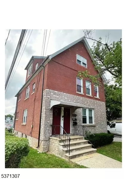2001 Bedle Pl, Linden, NJ 07036