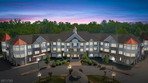 1325 Berry Farm Rd, Whitehouse Station, NJ 08889