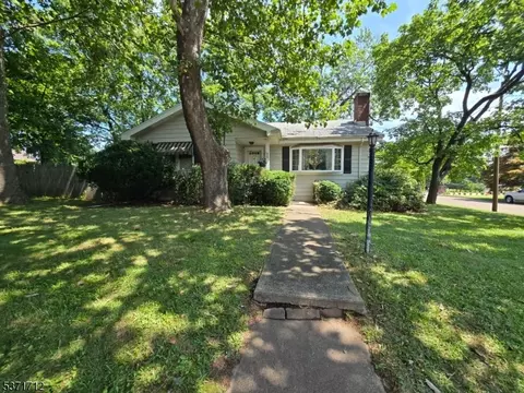 1499 La Rose Ave, North Brunswick Twp, NJ 08902