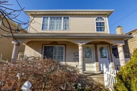 306 1st St, Elizabeth City, NJ 07206