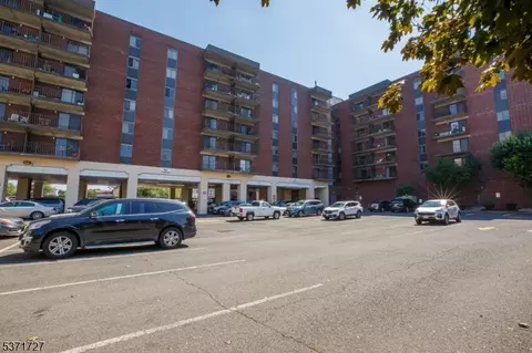 10 N Wood Ave #722, Linden, NJ 07036