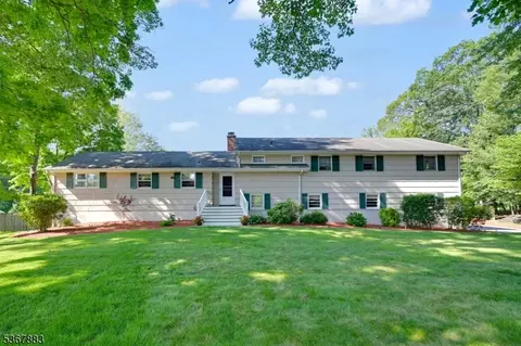 490 Sussex Ave, Morristown, NJ 07960