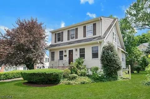 46 Locust Dr, Summit, NJ 07901