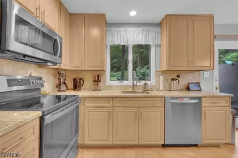 348 River Rd, Hackettstown, NJ 07840 photo 11