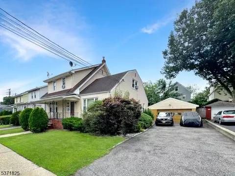 93 Piaget Ave, Clifton, NJ 07011