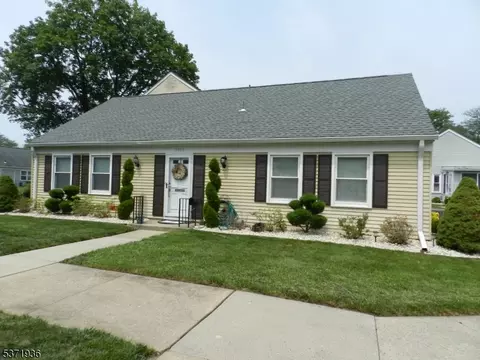 378 Old Nassau Rd # C, Monroe Township, NJ 08831