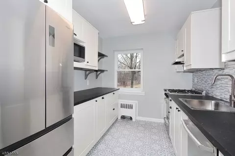 18 Springfield Ave #2C, Cranford, NJ 07016