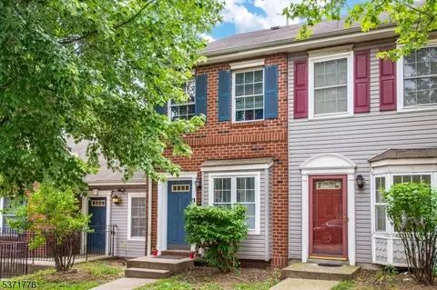 240 W Kinney St, Newark, NJ 07103