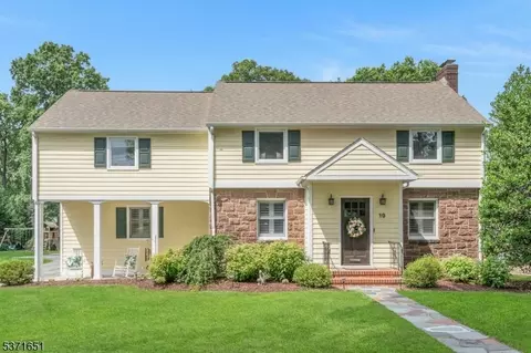 19 Belmont Rd, Glen Rock, NJ 07452