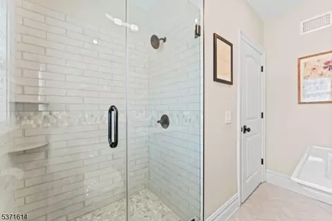 56 Bartell Pl, Clark, NJ 07066 photo 27