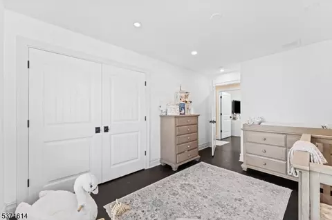 56 Bartell Pl, Clark, NJ 07066 photo 20