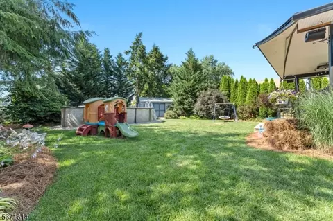 56 Bartell Pl, Clark, NJ 07066 photo 36